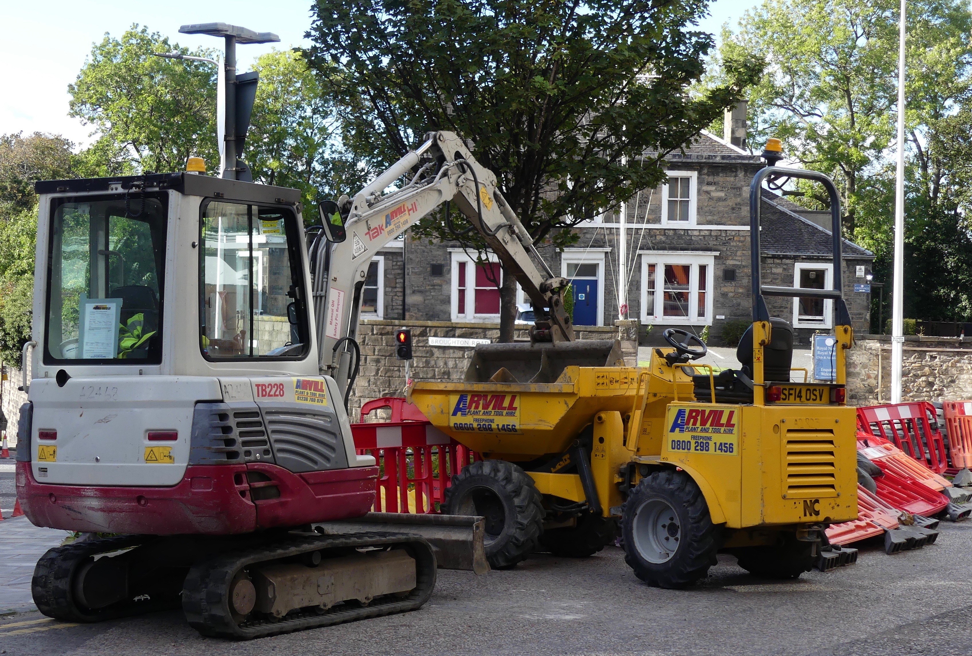 NIGHTTIME ROADWORKS ARE HELL ON EARTH FOR LOCALS Broughton Spurtle